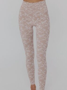 Spiritual Gangster Women's Pink Floral Love-Sculpt Jacquard Leggings - XS/S